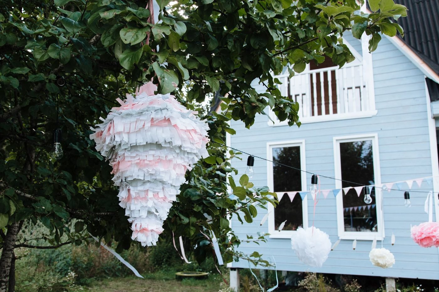 Une piñata pastel faite maison pour un EVJF